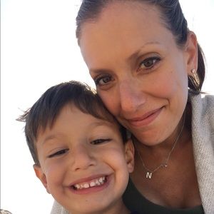 Meet your Posher, Leslie